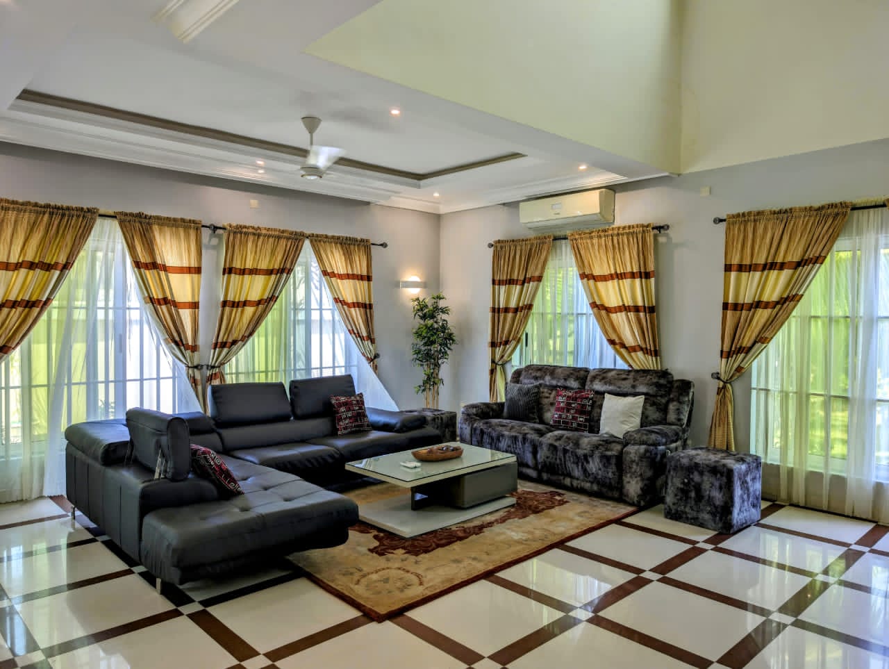 WhatsApp Image 2025-03-27 à 13.36.44_cb34a770