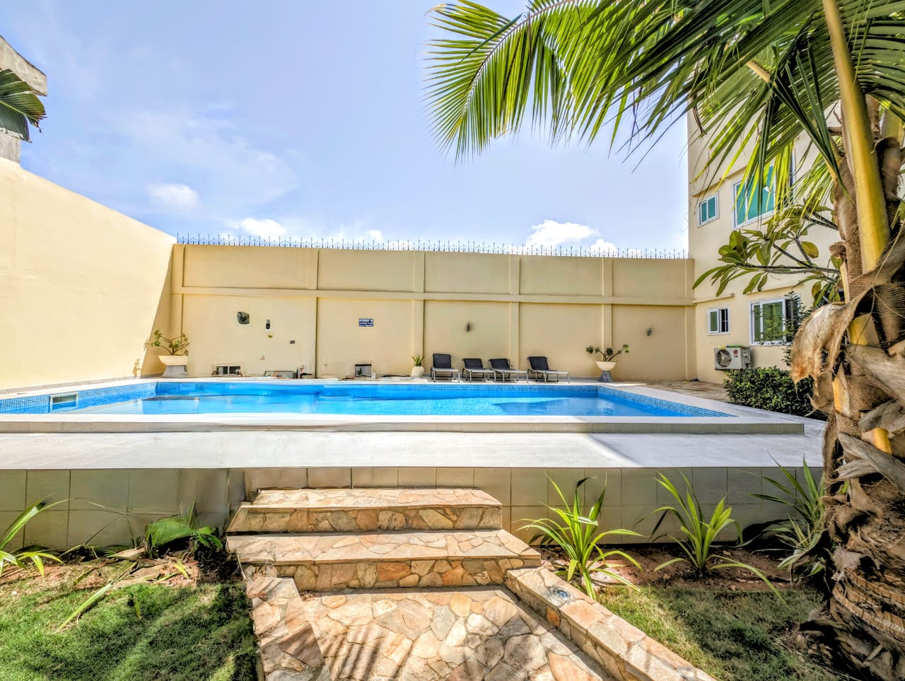 WhatsApp Image 2025-03-27 à 13.36.45_b44a9a95