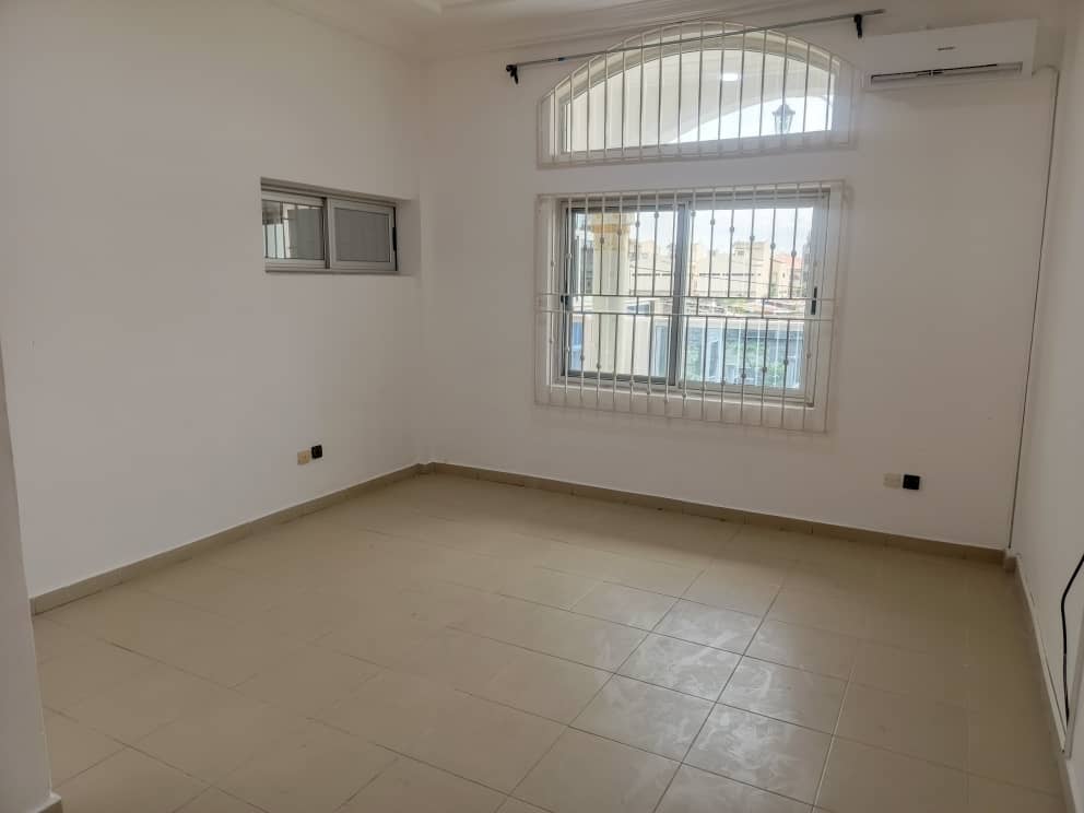 WhatsApp Image 2025-05-22 à 13.32.54_4d9d2673