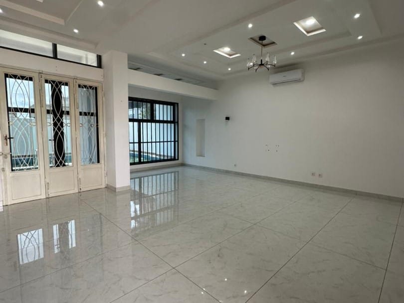 WhatsApp Image 2025-05-23 à 16.13.33_78af9df1