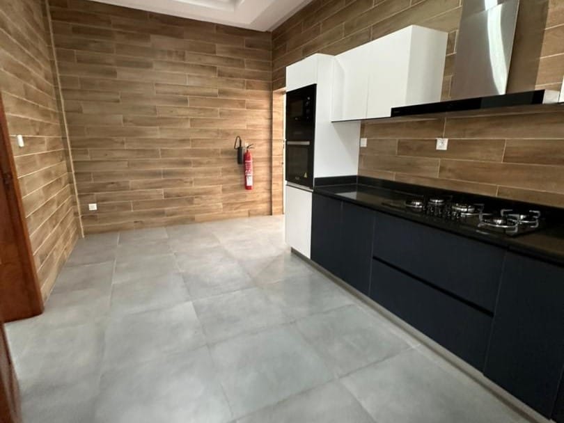 WhatsApp Image 2025-05-23 à 16.13.34_00bd9e3e