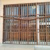 Contrat de prestation sur Spacieuse boutique a Cotonou Aibatin