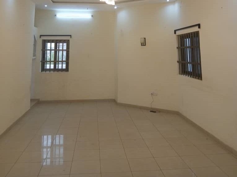 VILLA R+1 AKOGBATO 05