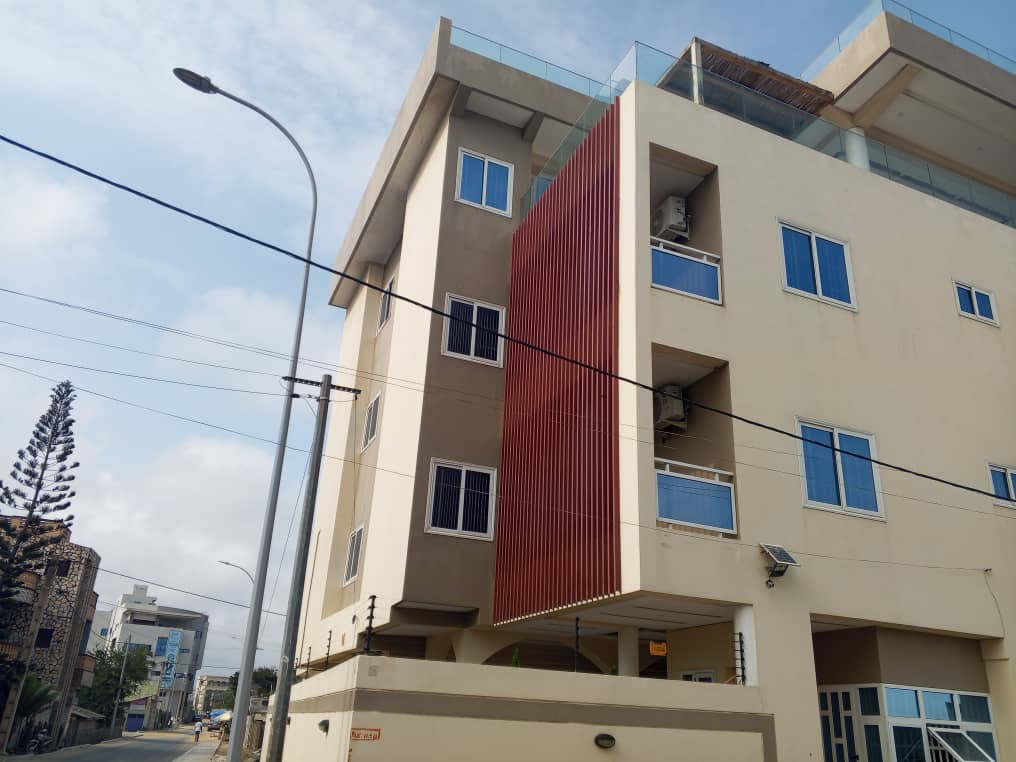 appartement au 01 er etage 01