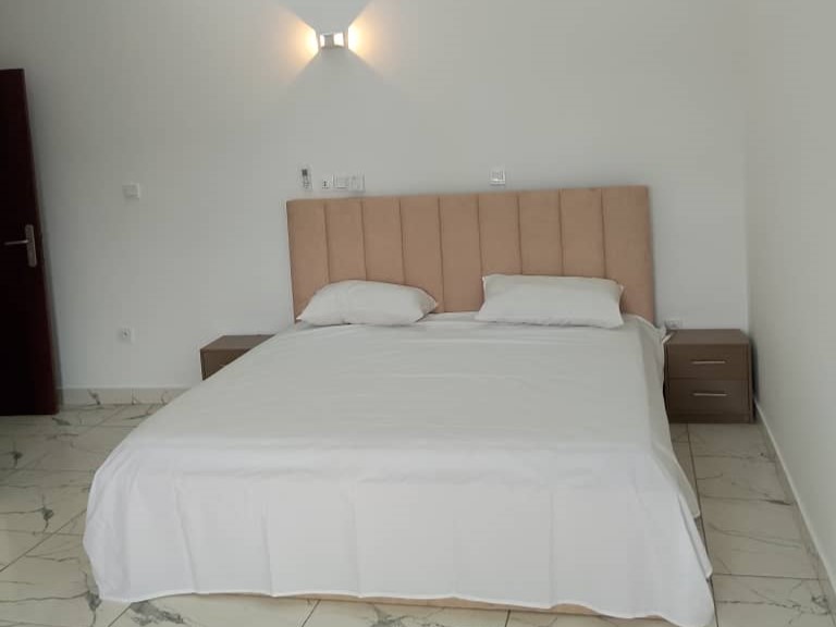 appartement au 02 étage 16