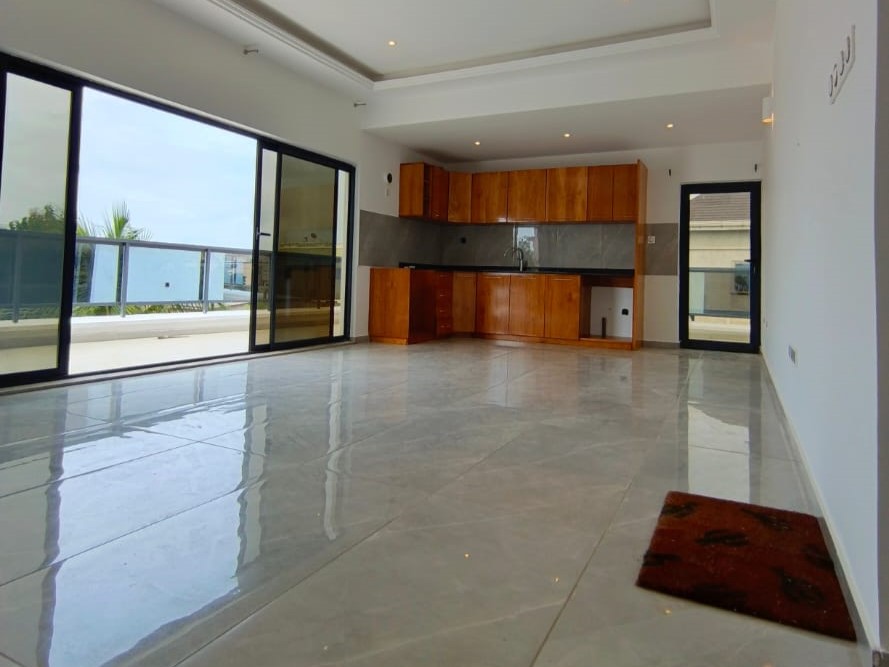 Splendide Villa moderne de 6 pièces  – Cotonou Fidjrossè Fiyégnon 2