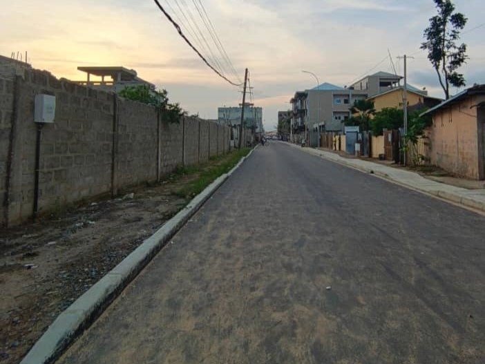 WhatsApp Image 2025-11-25 à 17.40.07_70031993