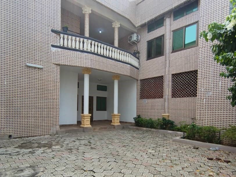 WhatsApp Image 2025-12-13 at 14.17.51