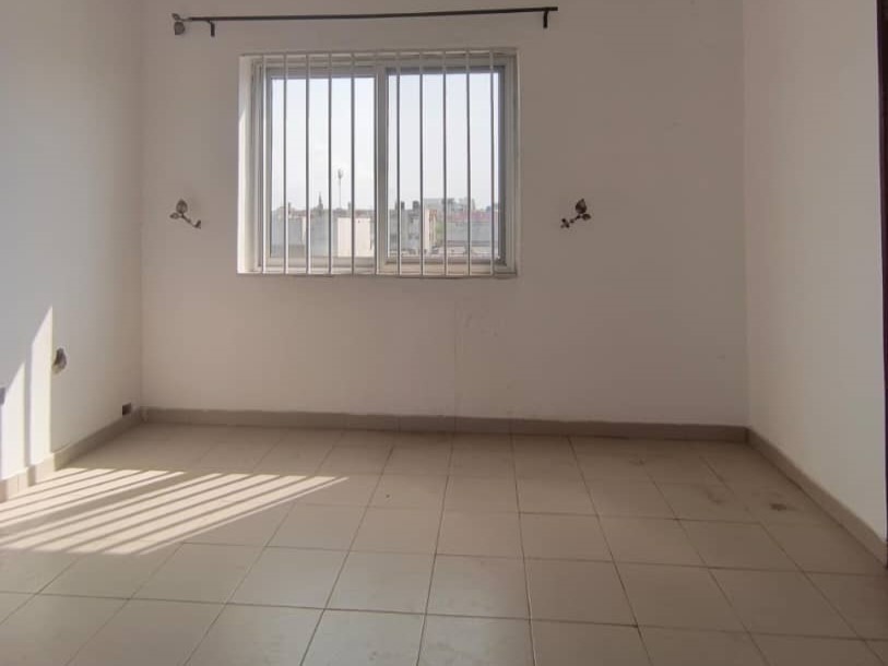 WhatsApp Image 2025-12-17 at 17.01.58 (3)