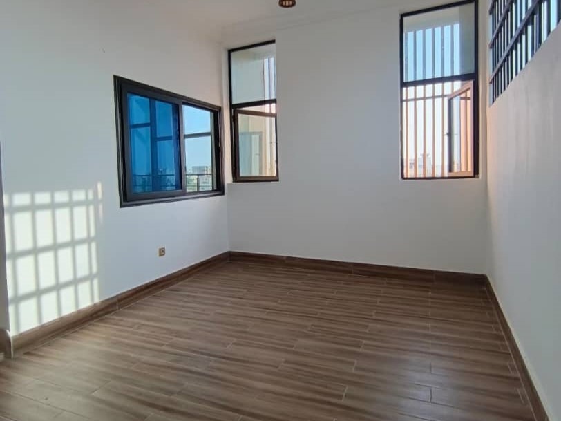 WhatsApp Image 2025-12-18 at 18.22.31 - Copie - Copie