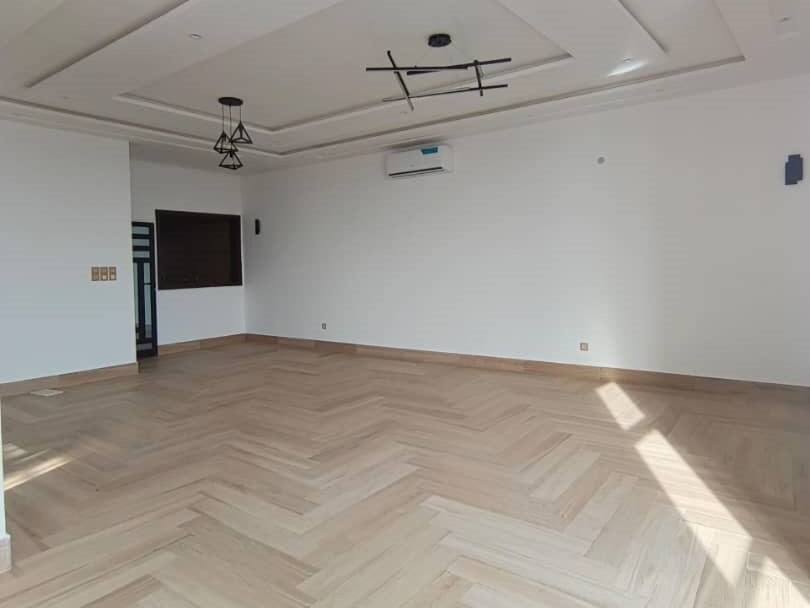 Bel appartement climatisé 3 chambres – Fidjrossè