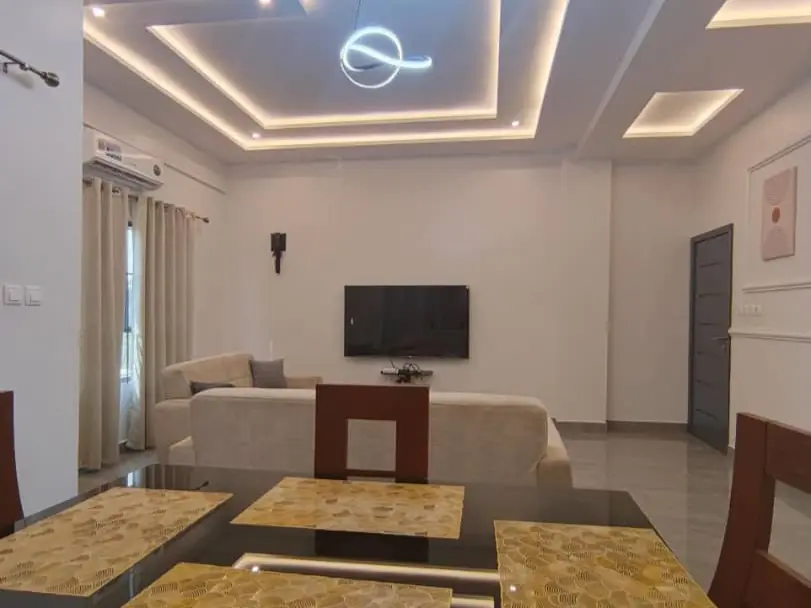 APPARTEMENT LUXUEUX 2 CHAMBRES + SALON à Cotonou quartier jack