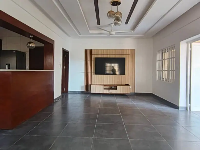 VILLA 3 CHAMBRES SALON À FIDJROSSÈ PLAGE