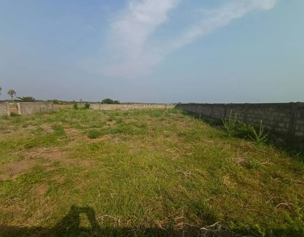 Ensemble De Trois Parcelles à SÈMÈ-KPODJI